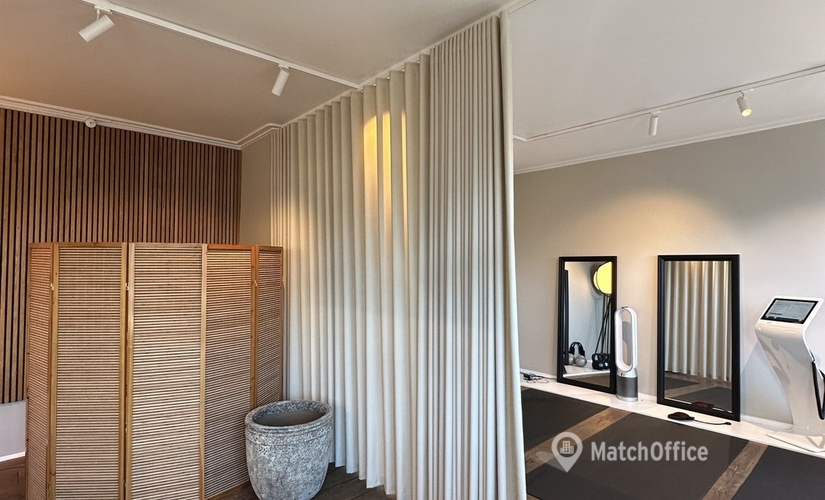 Office Strandvejen 349C 2930 Klampenborg