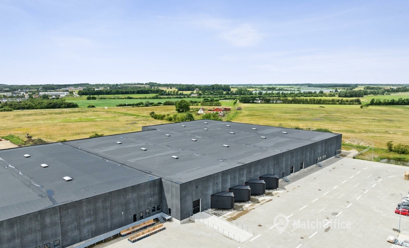 9761 m² Warehouse space rental in Norresundby, Loftbrovej 26 (9400) - 0 | MatchOffice.com