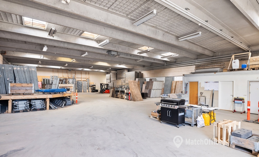 Office Vejlbjergvej 13 8240 Risskov