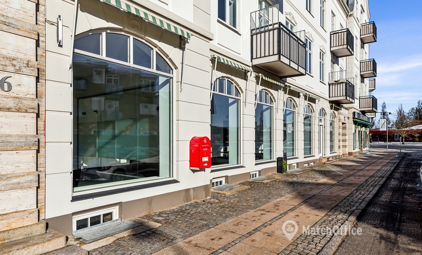 Office Dyrehavevej 6 2930 Klampenborg