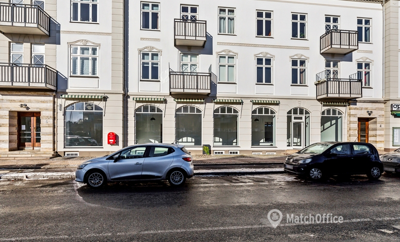 Office Dyrehavevej 6 2930 Klampenborg
