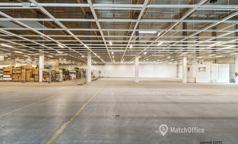 Lager til leje på Litauen Alle 13, 2630 Taastrup - 17083 m² | Foto 0 - Lokalebasen.dk