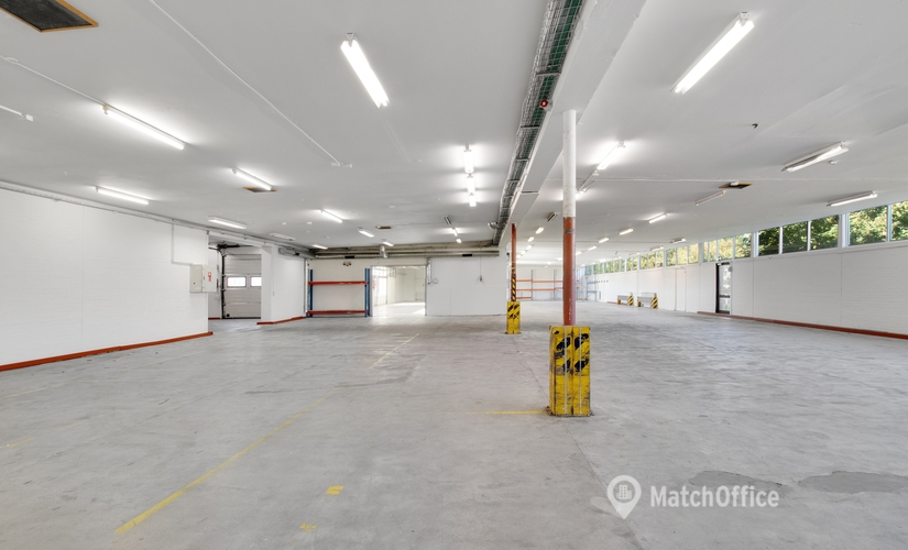 420 m² Warehouse up for rent in Kolding, Vejlevej 357 (6000) - 1 | MatchOffice
