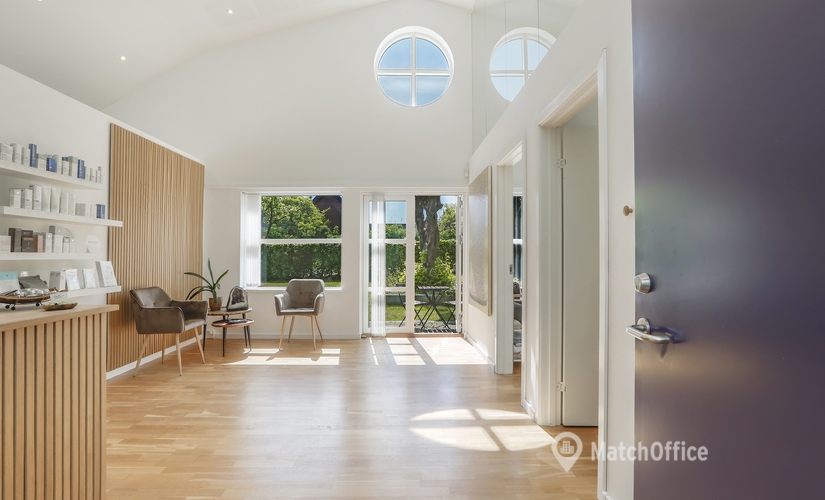 Office A. P. Møllers Allé 9A 2791 Dragor