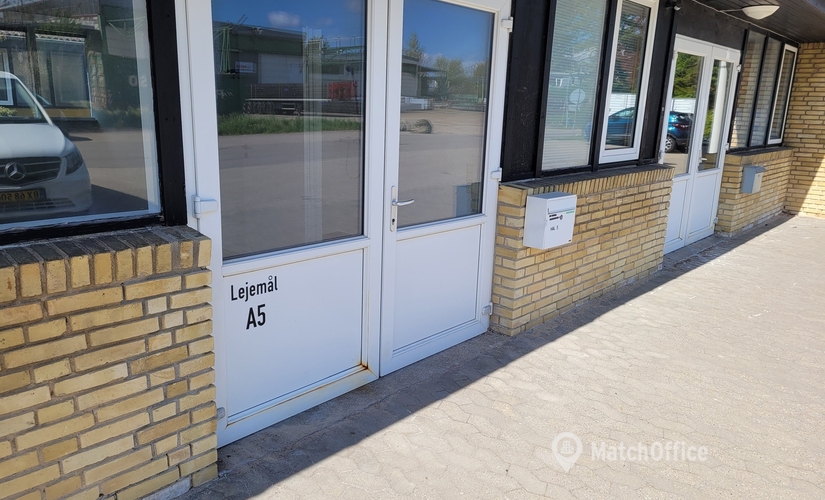 60 m² Commercial warehouse rental in Olstykke, Havremarken 4 (3650) - 1 | MatchOffice