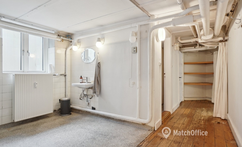 160 m² Commercial shop for rent in Hellerup, Bernstorffsvej 67 (2900) - 1 | MatchOffice
