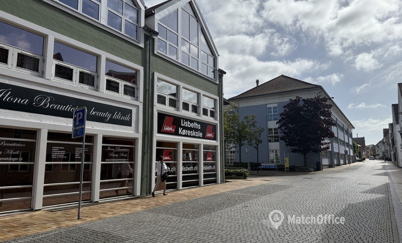 Office Sct. Nicolai Gade 5 2. sal 6200 Aabenraa