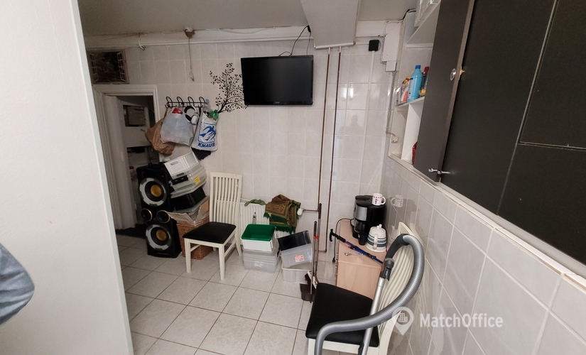 54 m² Store for rent in Bronshoj, Frederikssundsvej 184A (2700) - 3 | MatchOffice.com