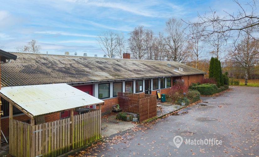 272 m² Warehouse storage up for rent in Roskilde, Ledreborg Alle 100 f (4000) - 1 | MatchOffice