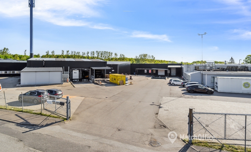 2960 m² Warehouse up for rent in Hedehusene, Rundageren 2 (2640) - 1 | MatchOffice.com