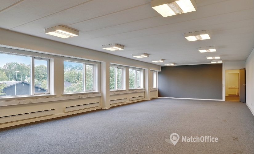 Office Møgelgårdsvej 4 8520 Lystrup