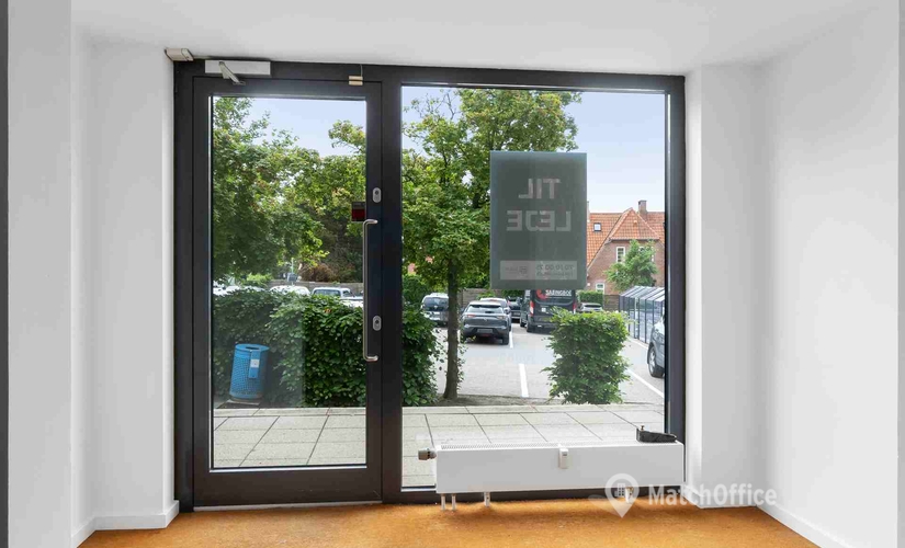 74 m² Commercial shop for rent in Rungsted Kyst, Rungsted Bytorv 1 (2960) - 1 | MatchOffice