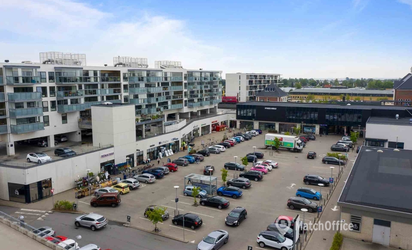 274 m² Commercial shop for rent in Vallensbaek Strand, Vallensbæk Stationstorv (2665) - 1 | MatchOffice
