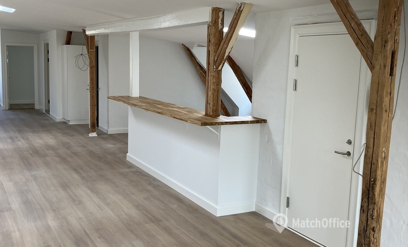 Office Thorsgade 83 2200 Copenhagen N