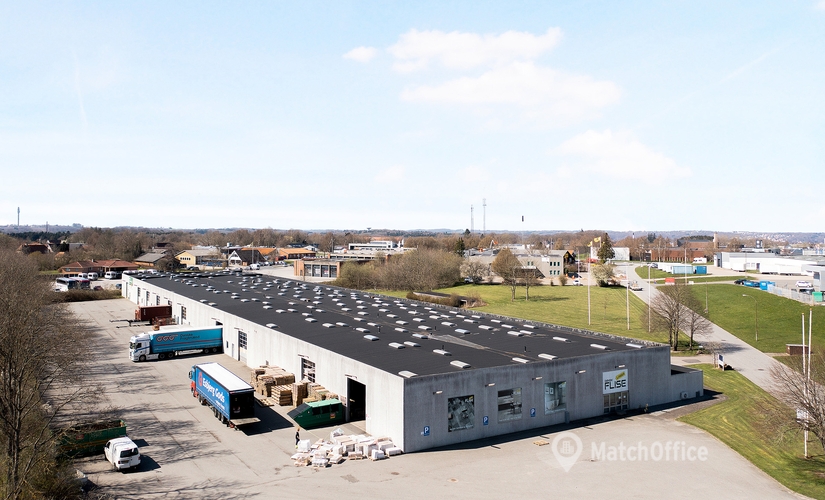 100 m² Warehouse storage rental in Vejle, Friis Hansens Vej 12 (7100) - 1 | MatchOffice