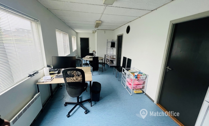 100 m² Office warehouse up for rent in Vejle, Friis Hansens Vej 12 (7100) - 2 | MatchOffice