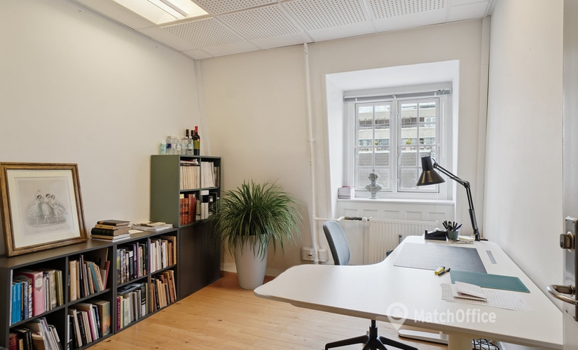 Office Store Kirkestræde 1, 4. 1073 Copenhagen City Center
