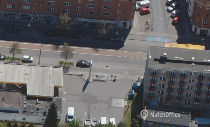 141 m² Shop for rent in Bronshoj, Frederikssundsvej 187B (2700) - 1 | MatchOffice