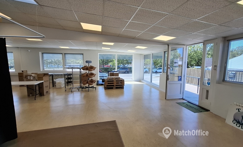 35 m² Commercial shop for rent in Rodovre, H. J. Holst Vej 14 (2610) - 1 | MatchOffice