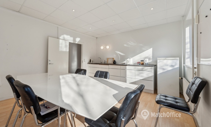 Kontor til leje på Tølløsevej 47, 2700 Brønshøj - 140 m² | Foto 0 - Lokalebasen
