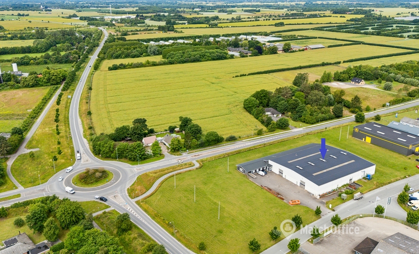 2701 m² Commercial warehouse rental in Aarslev, Industrivej  1 (5792) - 2 | MatchOffice