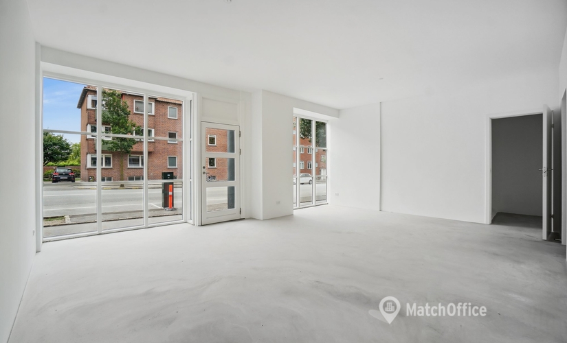 105 m² Commercial shop for rent in Valby, Peter Bangs Vej 236 (2500) - 1 | MatchOffice