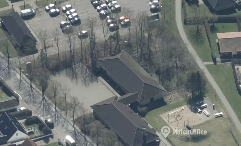 Kontor til leje på Stationsvej 9, 9280 Storvorde - 245 m² | Foto 1 - Lokalebasen.dk