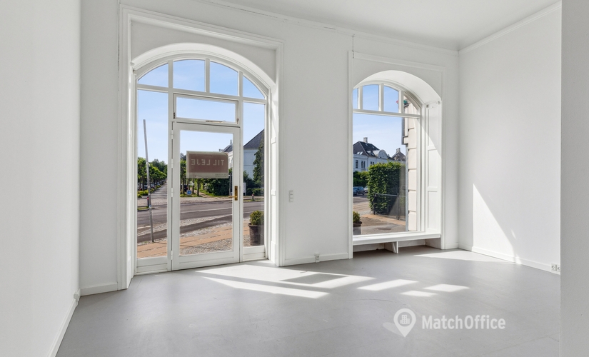 73 m² Commercial shop for rent in Klampenborg, Dyrehavevej 10 (2930) - 1 | MatchOffice.com