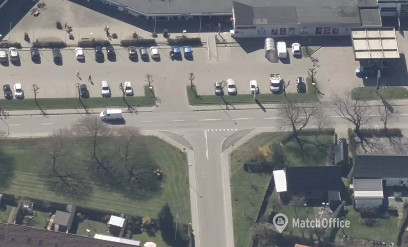 299 m² Shop for rent in Beder, Kirkebakken 4 (8330) - 1 | MatchOffice.com