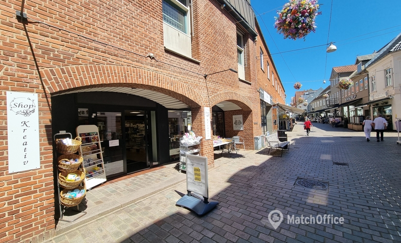 100 m² Shop for rent in Viborg, Vestergade 5 (8800) - 1 | MatchOffice.com