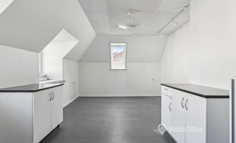 Office Banegårdspladsen 2 6000 Kolding