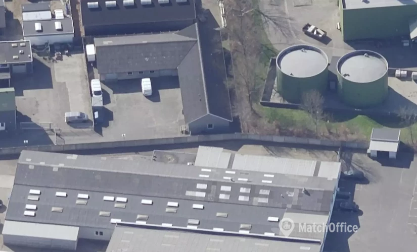 350 m² Warehouse storage for rent in Esbjerg N, Østervangsvej 32 (6715) - 0 | MatchOffice