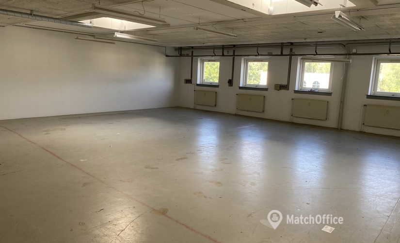126 m² Warehouse space up for rent in Allerod, Gydevang 19 (3450) - 3 | MatchOffice
