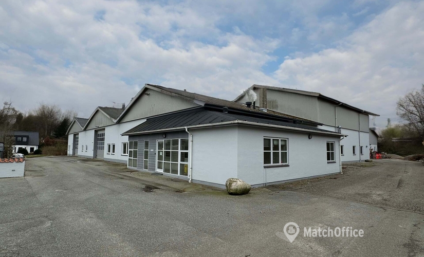 Lager til leje på Stenderupvej 60, 6091 Bjert - 1745 m² | Foto 1 - Lokalebasen