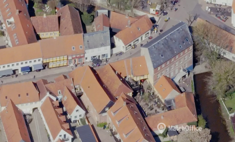 Butik Nederdammen 36 6760 Ribe