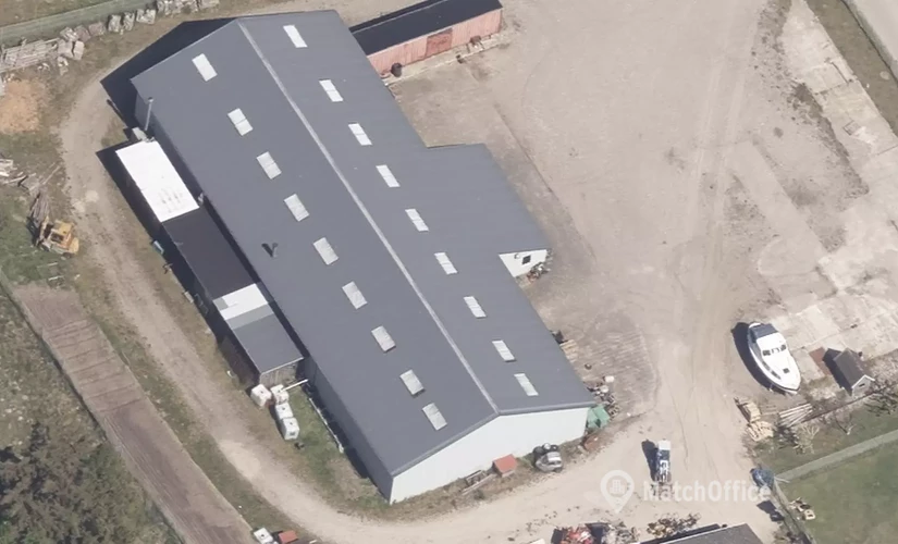 Lager / produktion Værkstedsbakken 9 3390 Hundested
