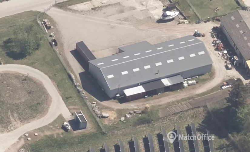 Lager / produktion Værkstedsbakken 9 3390 Hundested