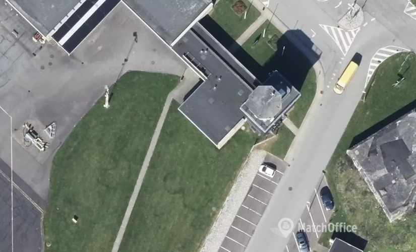 Lager / produktion Lufthavnvej 131 5270 Odense N