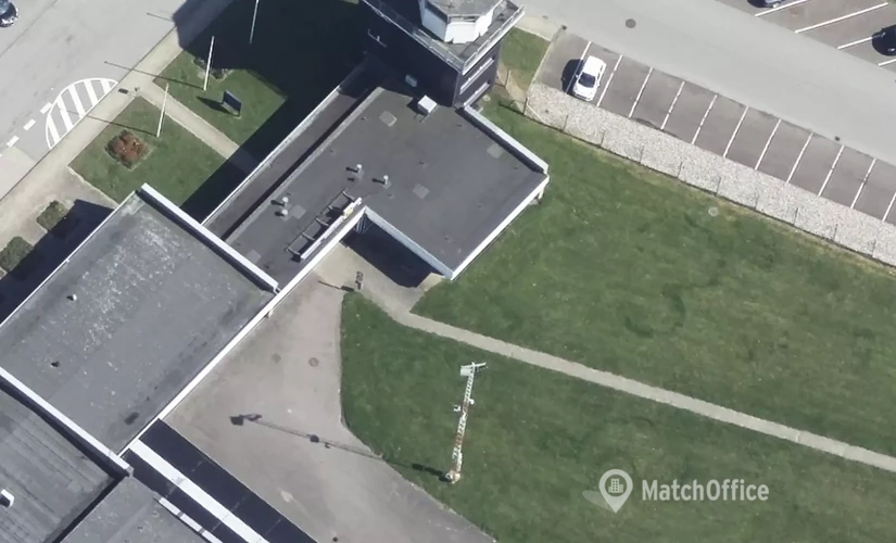 Lager / produktion Lufthavnvej 131 5270 Odense N