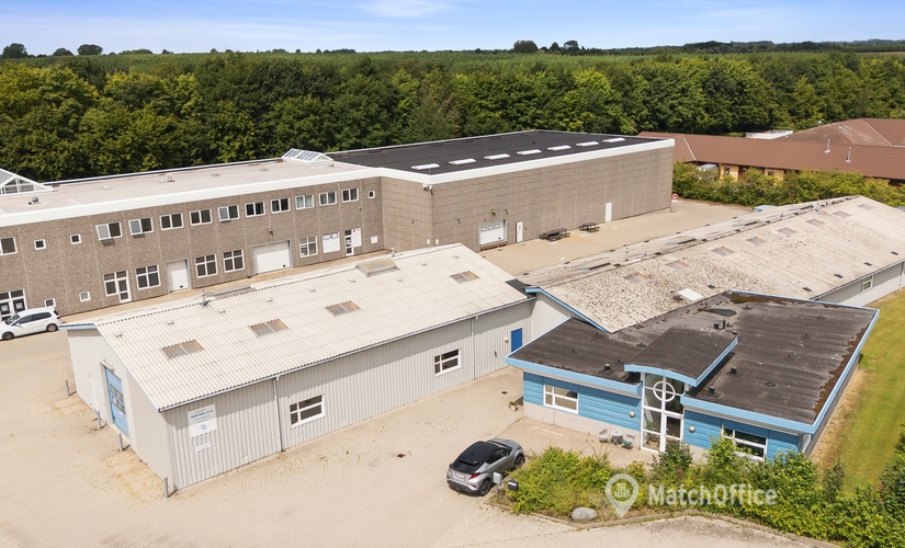 526 m² Commercial warehouse rental in Karlslunde, Drejergangen 5 (2690) - 1 | MatchOffice.com