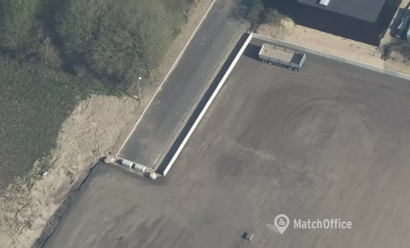 Butik Lundsbjerg Industrivej 59 6200 Aabenraa