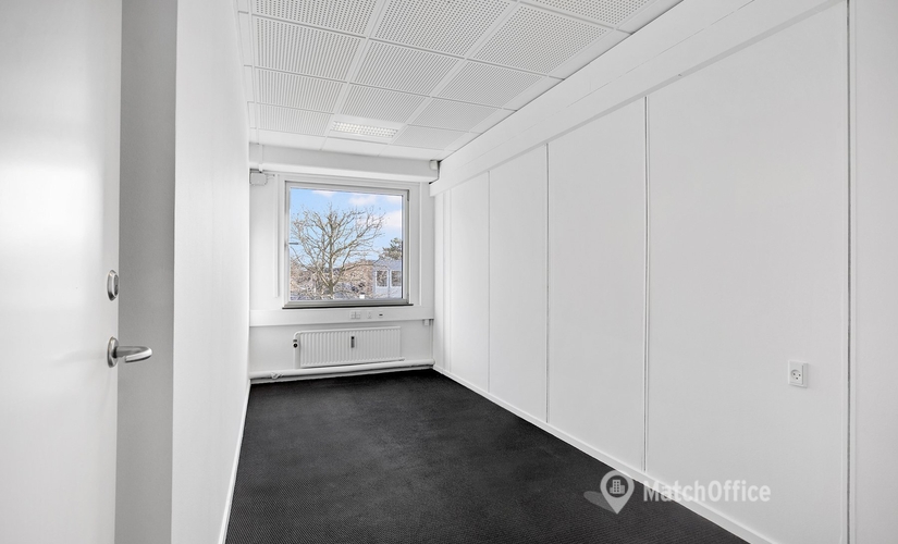 Kontor til leje på Taastrup Hovedgade 92, 2630 Taastrup - 15 m² | Foto 0 - Lokalebasen.dk