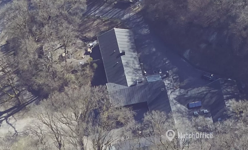 1051 m² Commercial shop for rent in Nibe, Kratvej 10 (9240) - 1 | MatchOffice.com