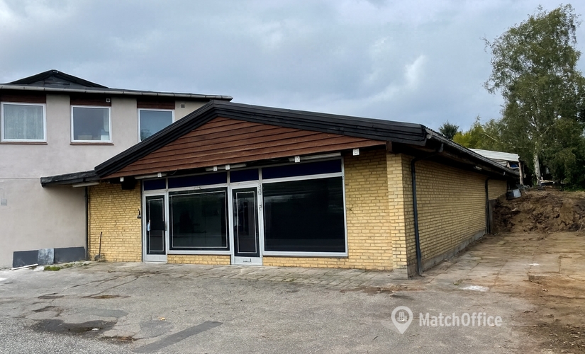 Butik til leje på Lyngevej 215, 3450 Allerød - 183 m² | Foto 0 - Lokalebasen