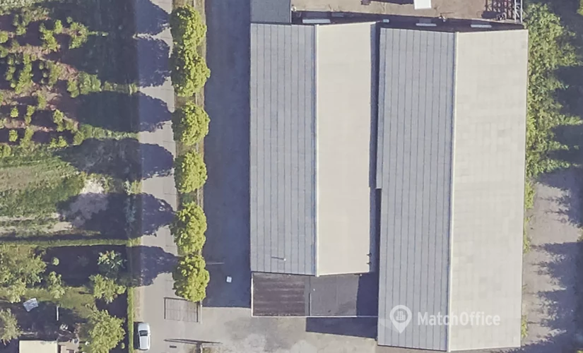Lager / produktion Gl. Landevej 14 6051 Almind
