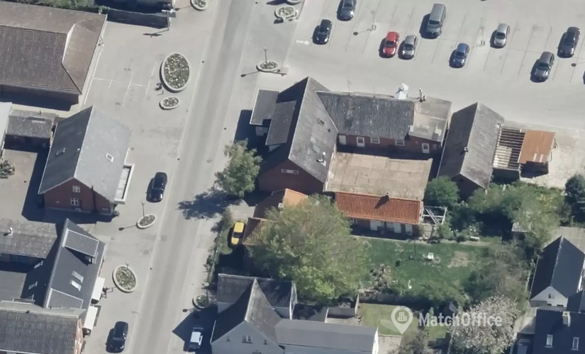 Butik til leje på Hovedgaden 43, 4652 Hårlev - 133 m² | Foto 0 - Lokalebasen.dk