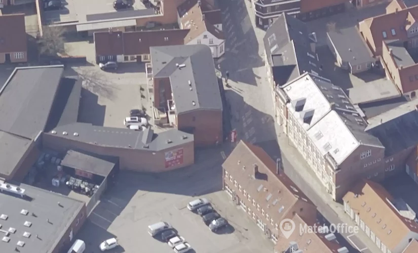 215 m² Store for rent in Varde, Storegade 52 (6800) - 1 | MatchOffice.com