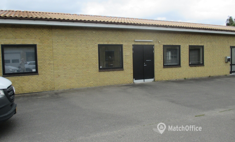 120 m² Warehouse for rent in Karlslunde, Motorgangen 7B (2690) - 0 | MatchOffice.com