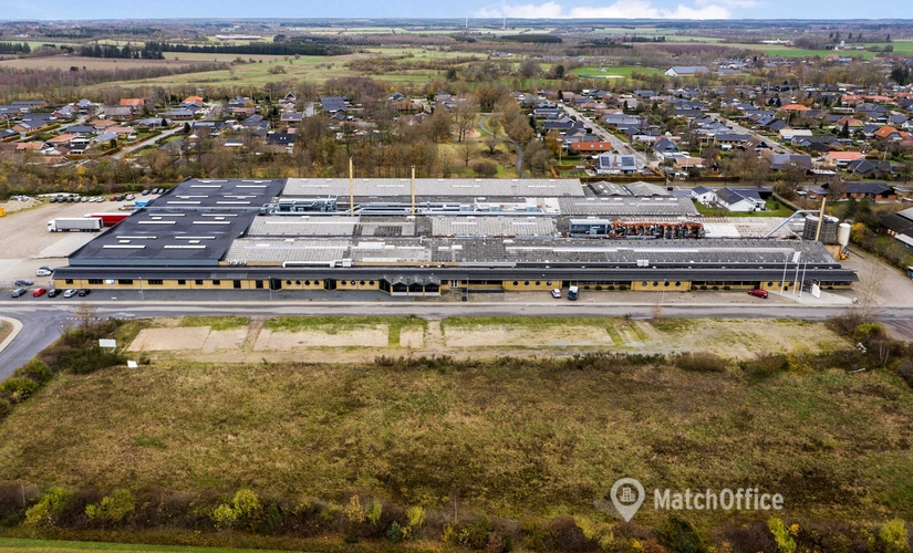 1500 m² Warehouse space for rent in Bording, Fabriksvej 20 (7441) - 2 | MatchOffice.com