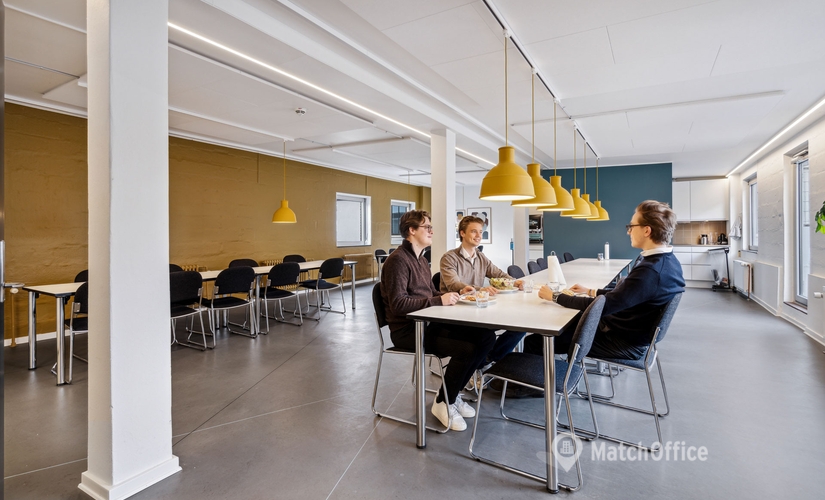 Office Frederikssundsvej 272 2700 Bronshoj